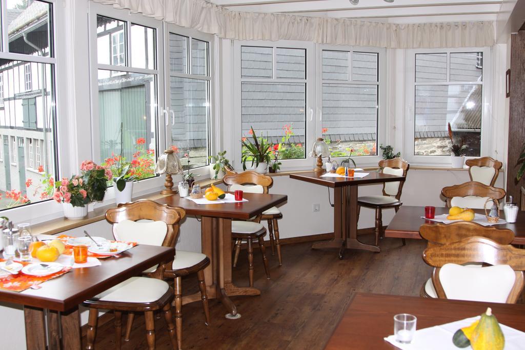 Gasthof-Pension Hunaustuben Schmallenberg Ngoại thất bức ảnh